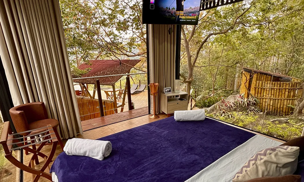 Iscalama Glampling Estacion Bella Vista camas jacuzzi