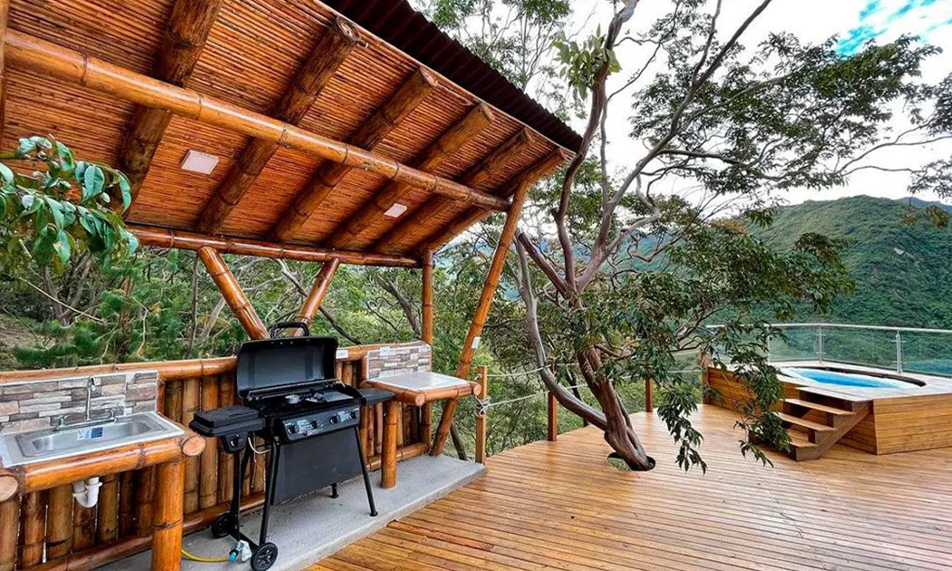 Iscalama Glampling Estacion Bella Vista camas parrillera BBQ